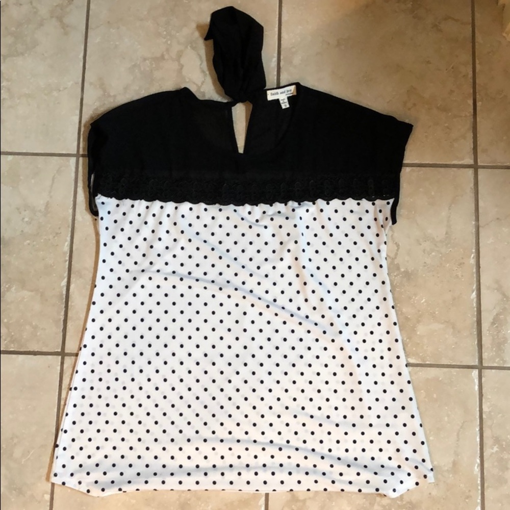 Black and white top